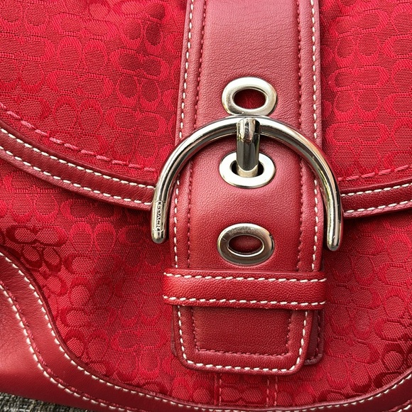 RARE Coach Y2K Red Signature Soho Logo Canvas Leather Buckle Small Shoulder Bag - Picture 4 of 16